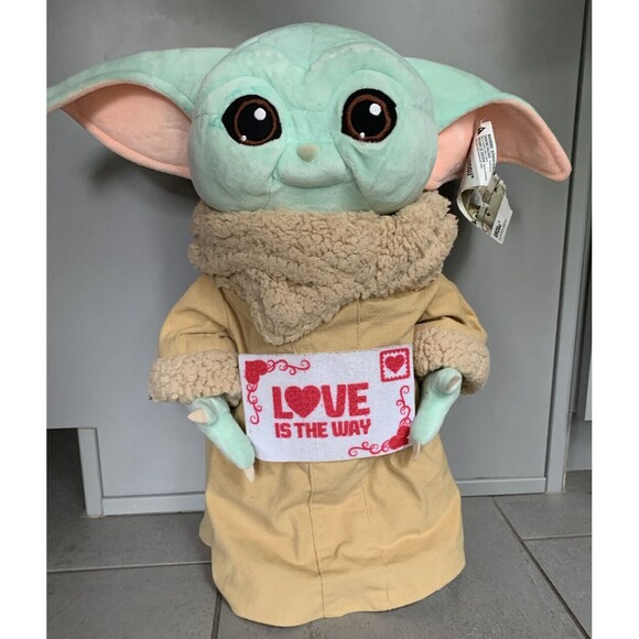 Star Wars The Mandolorian Grogu 19” Valentine Greeter Plush - Picture 1 of 10